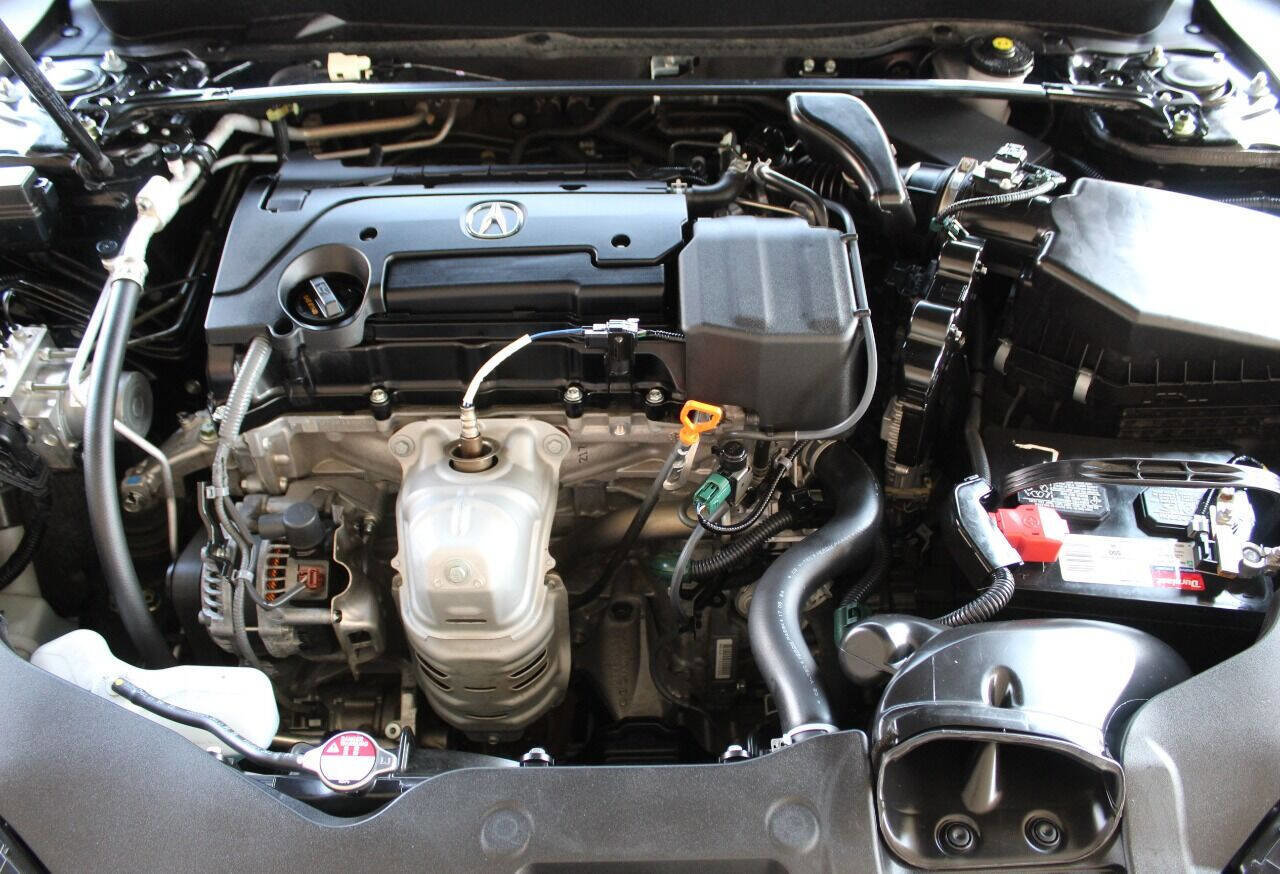 Used 2018 Acura TLX image 8