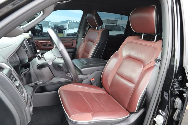 Used 2025 RAM 1500 Limited AWD/4WD image 16