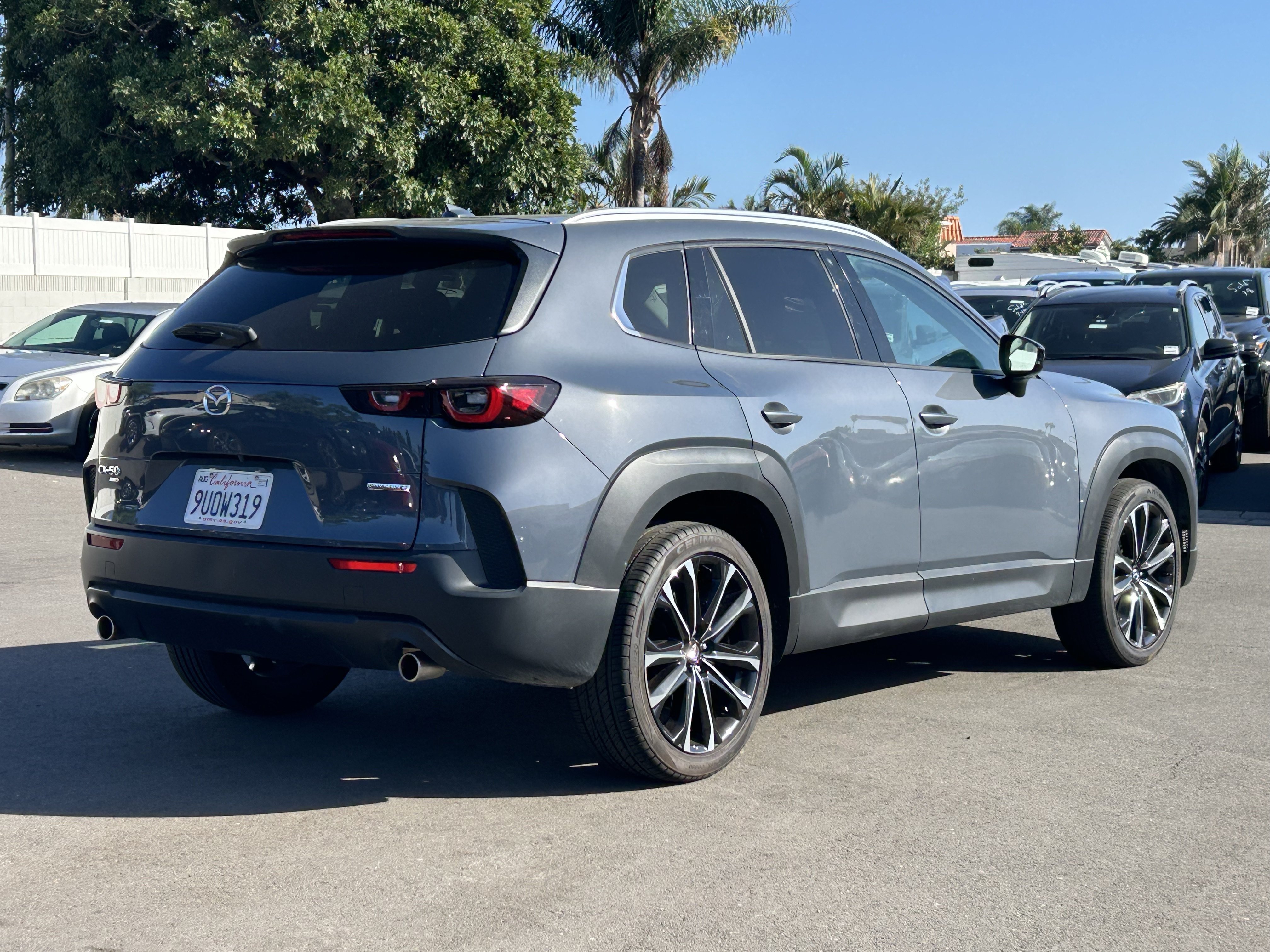 Used 2025 MAZDA CX-50 AWD 2.5 S w/ Premium Plus Pkg image 3