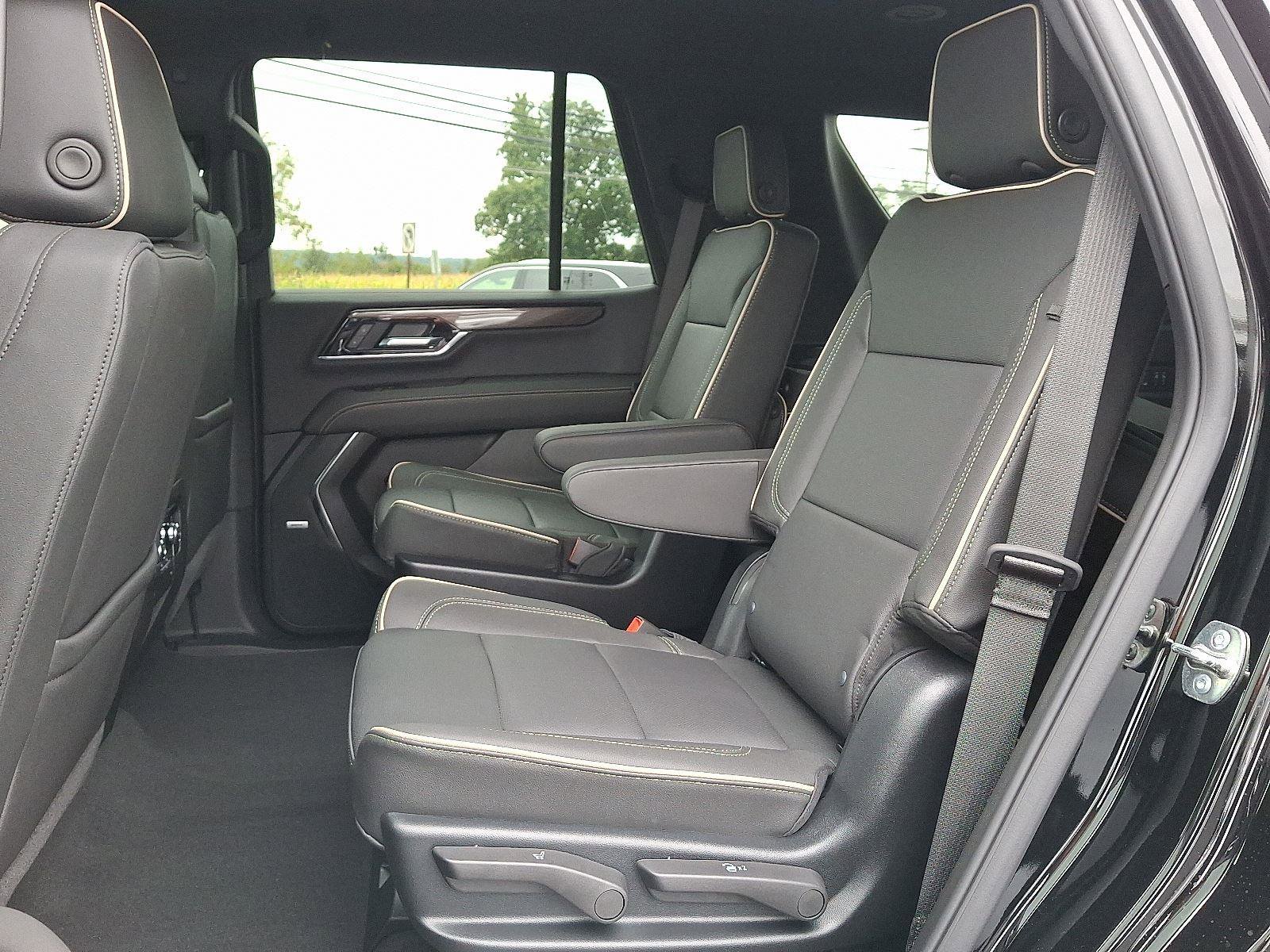 New 2025 GMC Yukon Elevation w/ LPO, Elevation Black Package image 5