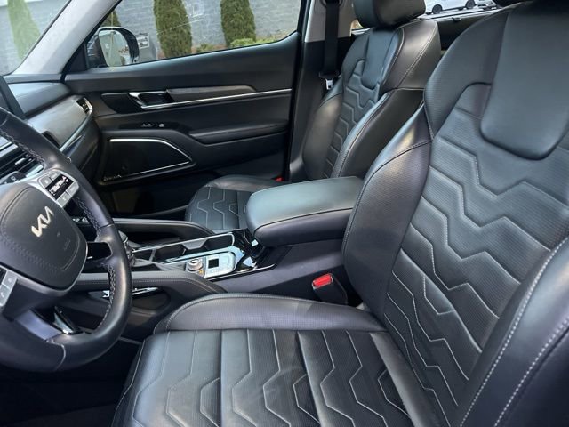 Used 2022 Kia Telluride SX w/ SX Prestige Package image 8