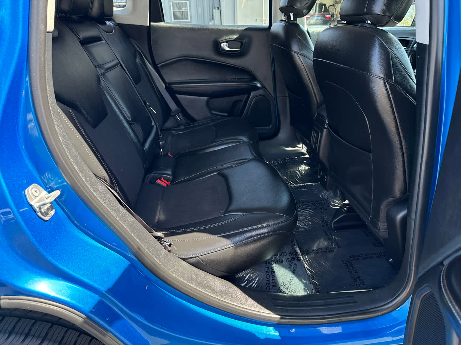 Used 2018 Jeep Compass Latitude w/ Popular Equipment Group AWD/4WD image 14