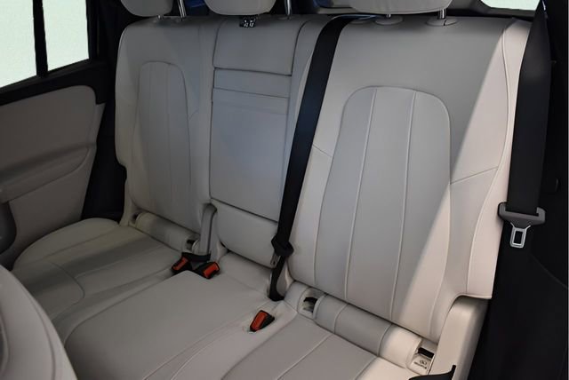 New 2026 Mercedes-Benz GLB 250 4MATIC image 10