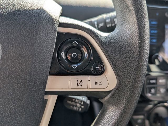 Used 2017 Toyota Prius Four image 29