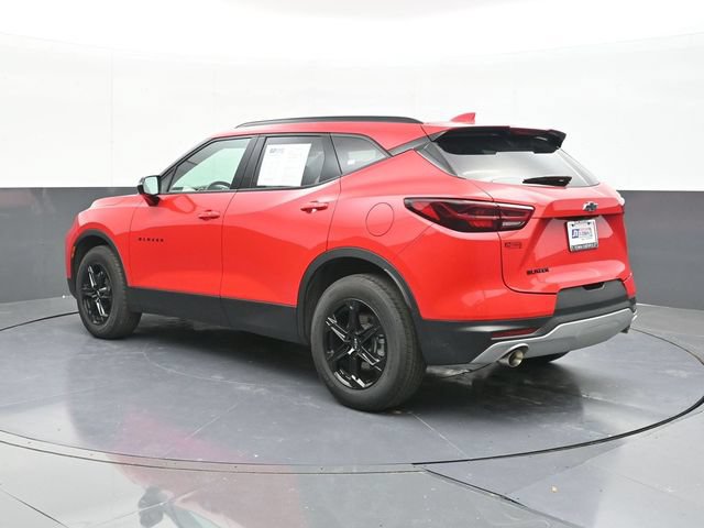 Used 2024 Chevrolet Blazer LT w/ Midnight/Sport Edition FWD image 10