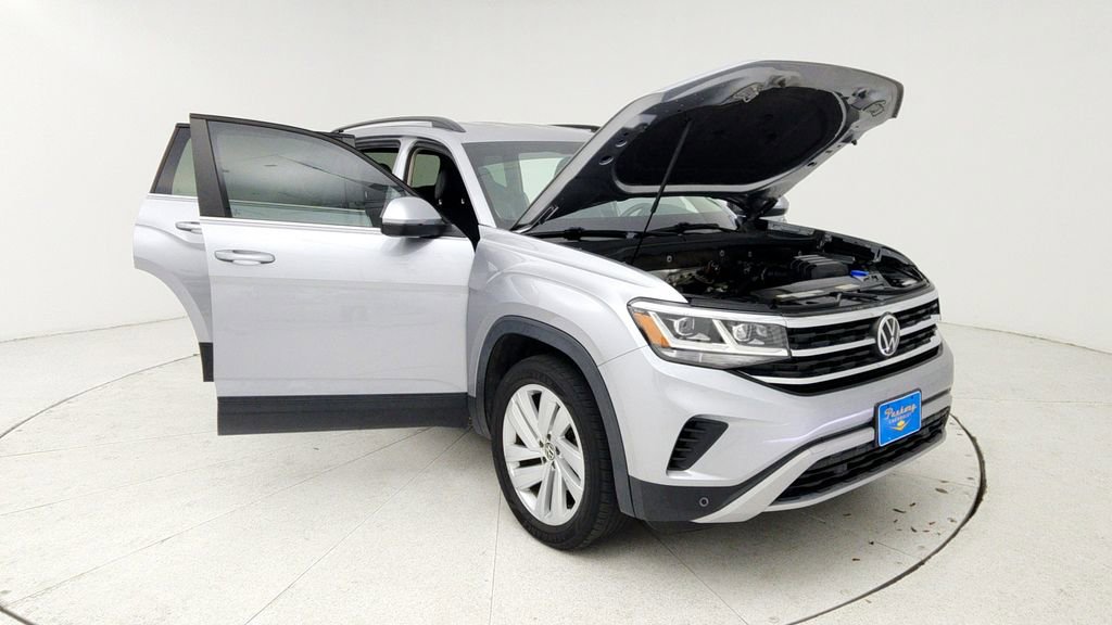 Used 2021 Volkswagen Atlas SE image 11