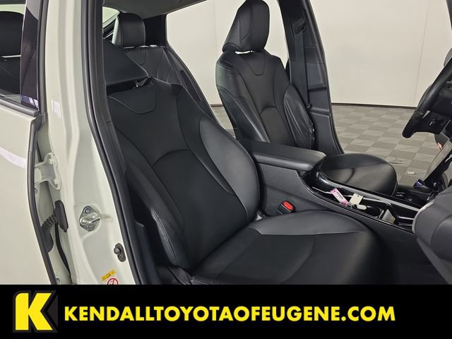 Used 2017 Toyota Prius Prime Advanced image 18