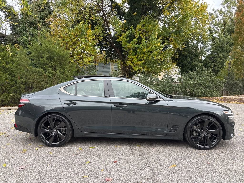 Used 2023 Genesis G70 2.0T w/ Sport Prestige Package image 10