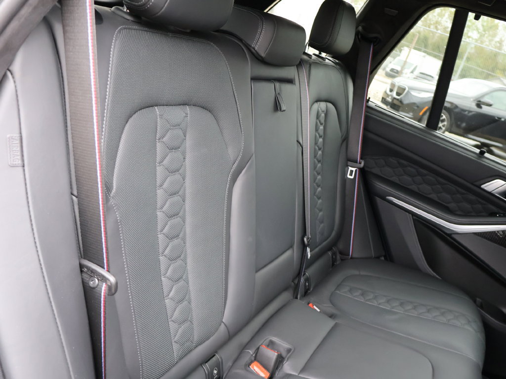 Used 2022 BMW X5 M w/ Competition Package 2 AWD/4WD image 36