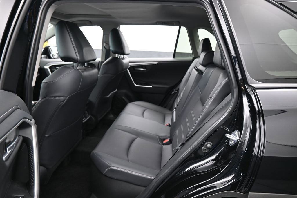 Used 2025 Toyota RAV4 Limited w/ Advanced Technology Package AWD/4WD image 30