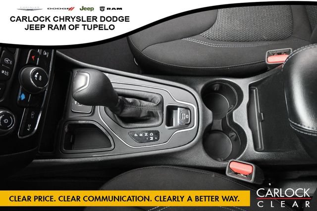 Used 2021 Jeep Cherokee Latitude FWD image 22