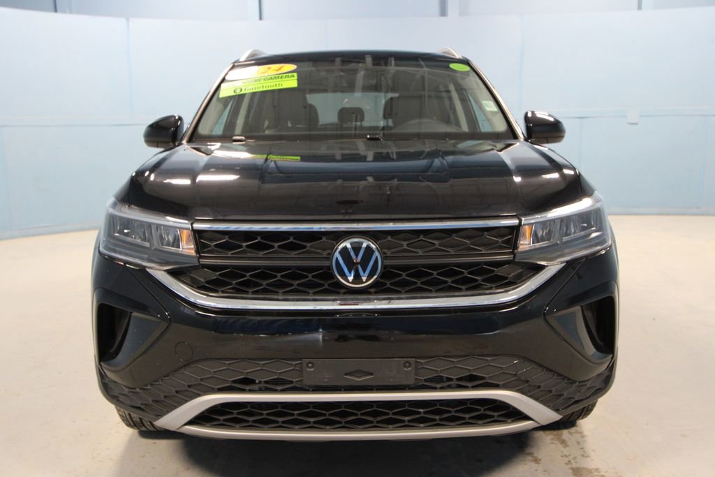 Used 2024 Volkswagen Taos SE image 23