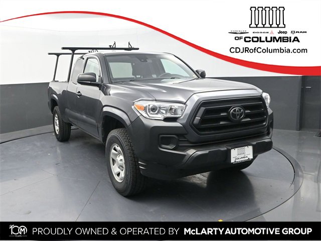 Used 2022 Toyota Tacoma SR image 1