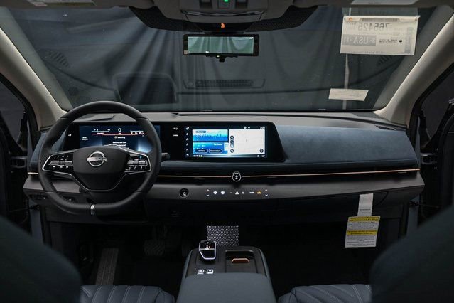 New 2025 Nissan Ariya Platinum image 23
