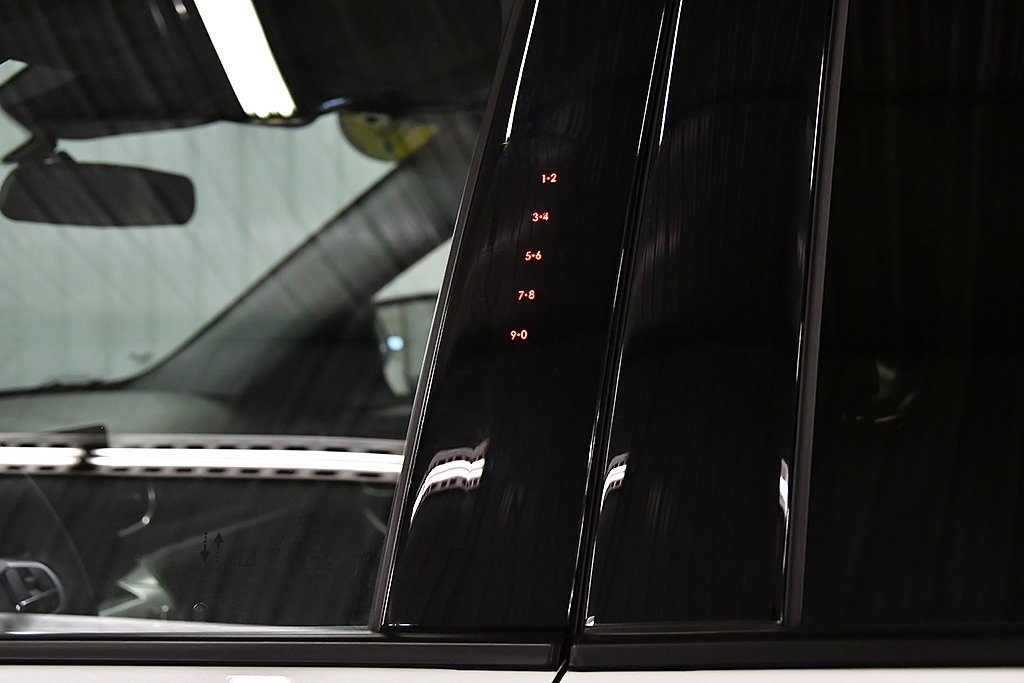 Used 2023 Ford Explorer XLT w/ Equipment Group 202A image 15