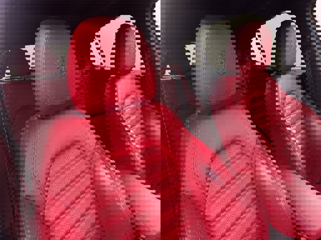 Used 2022 Alfa Romeo Stelvio Veloce image 54