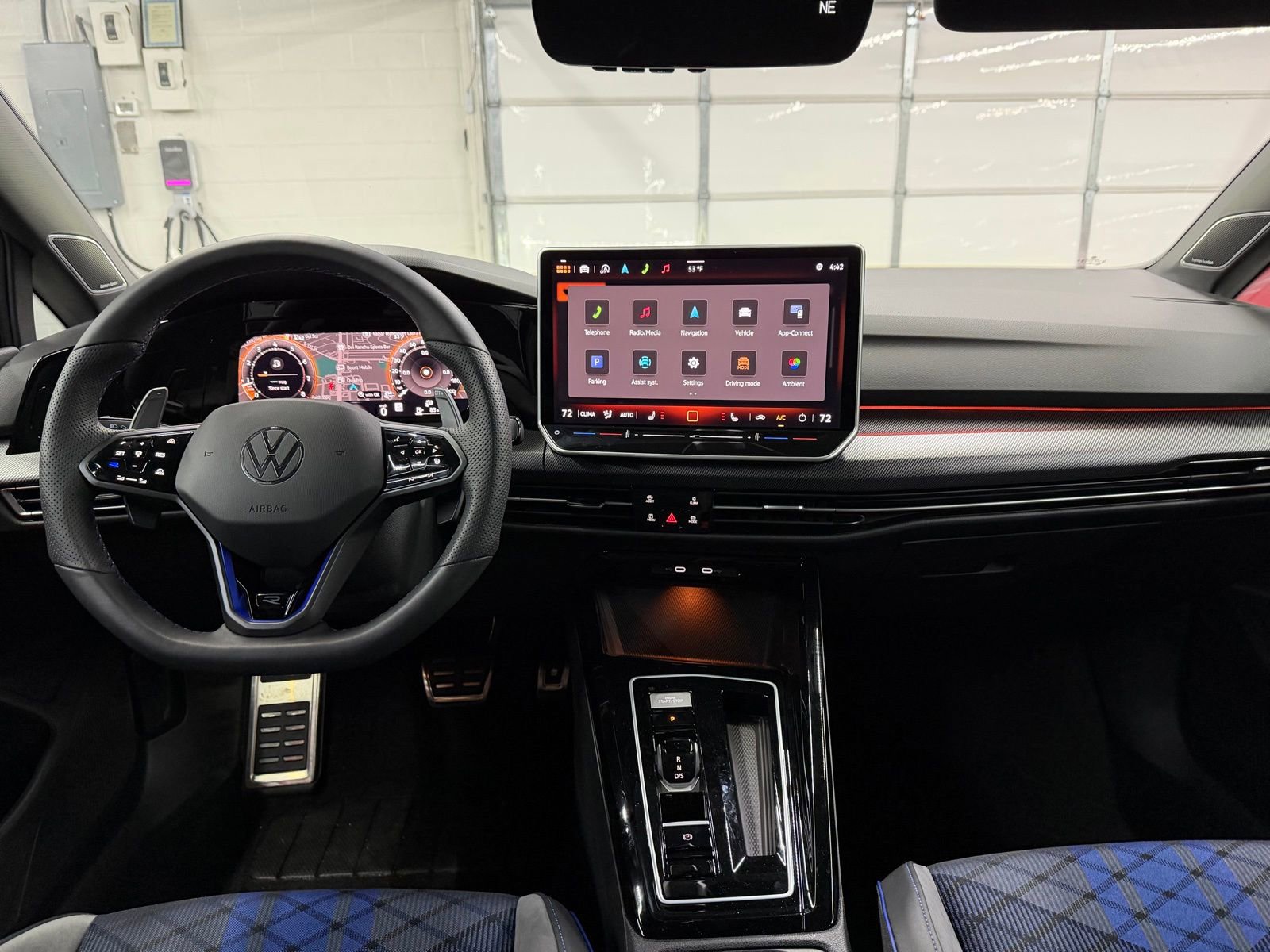 Used 2025 Volkswagen Golf w/ Euro Style Package image 12