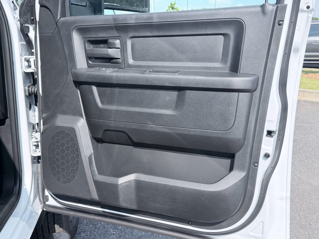 New 2026 RAM 3500 Tradesman w/ Chrome Appearance Group A AWD/4WD image 27