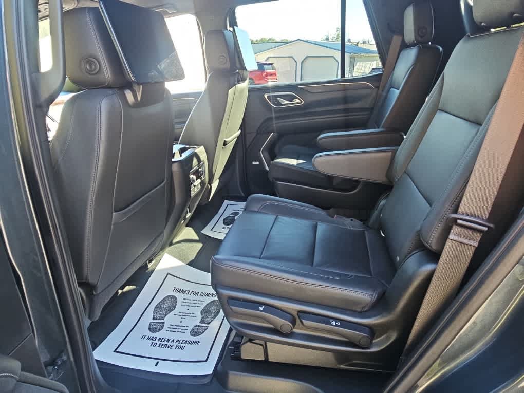 Used 2021 Chevrolet Tahoe LT w/ Luxury Package AWD/4WD image 20