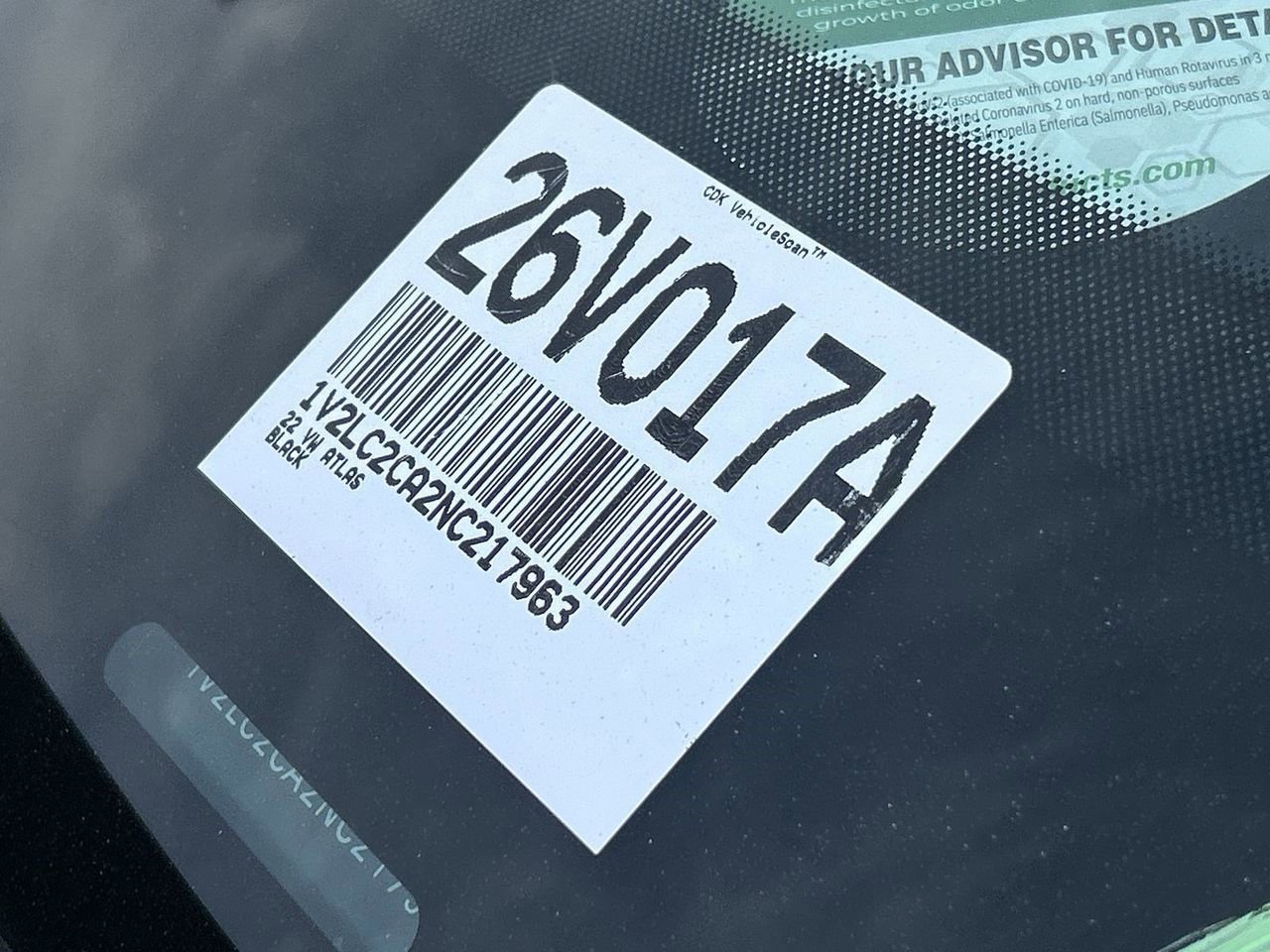 Certified 2022 Volkswagen Atlas Cross Sport SE image 30