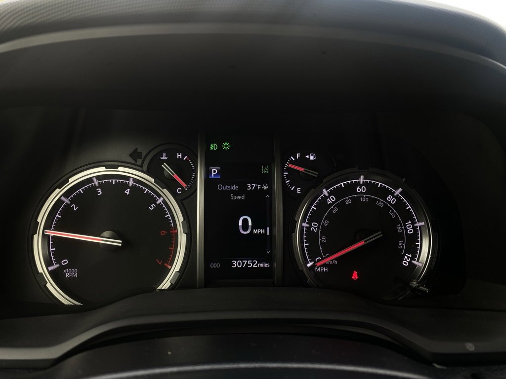 Used 2024 Toyota 4Runner TRD Off-Road Premium image 15