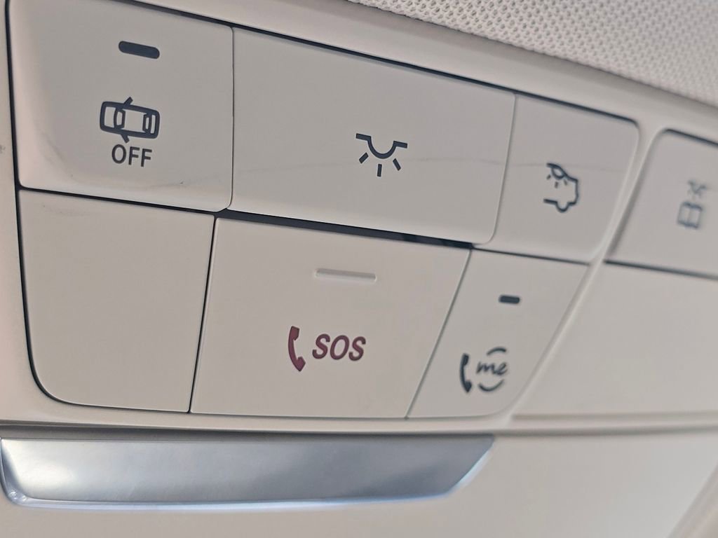 Certified 2021 Mercedes-Benz GLC 300 4MATIC image 9