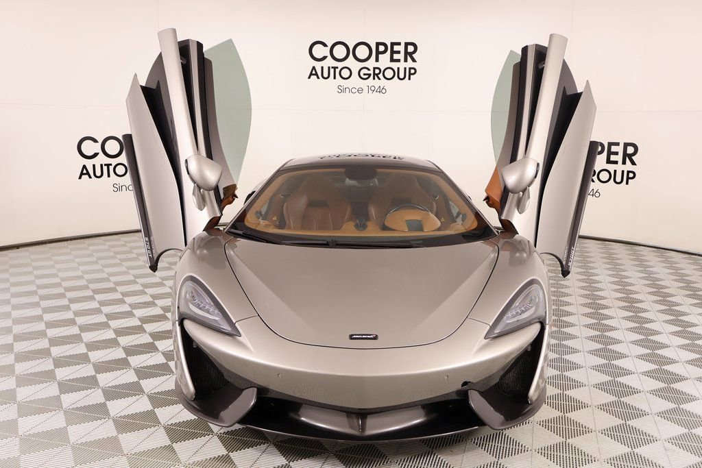 Used 2017 McLaren 570S image 12