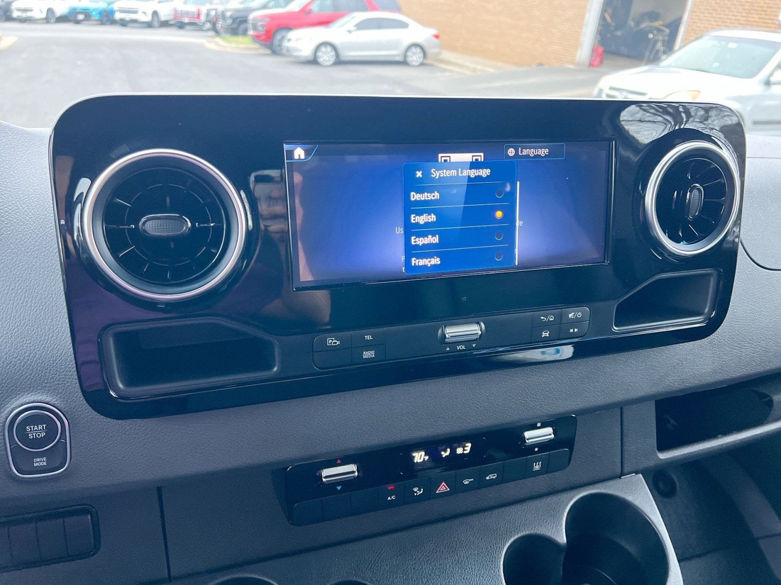 Used 2024 Mercedes-Benz eSprinter 170 Cargo image 17