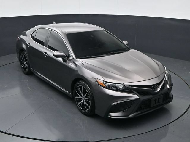 Used 2022 Toyota Camry SE FWD image 33