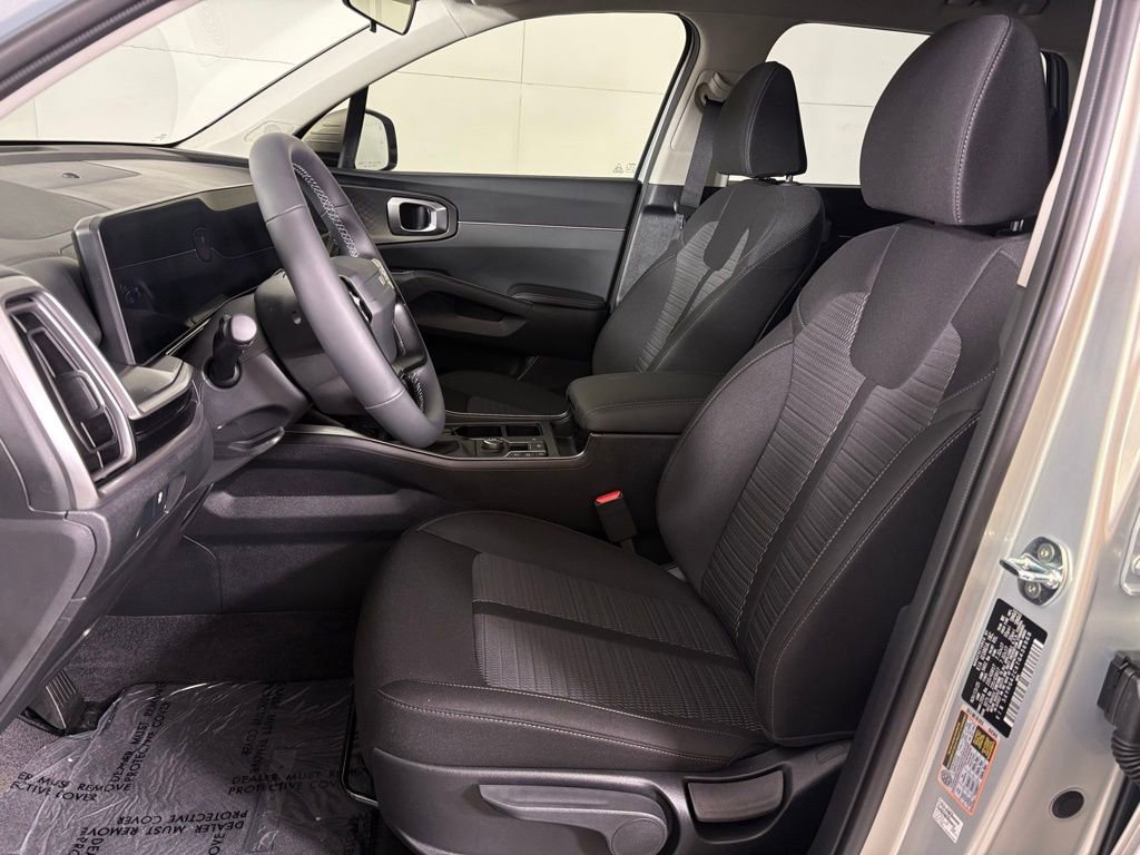 New 2026 Kia Sorento LX image 16