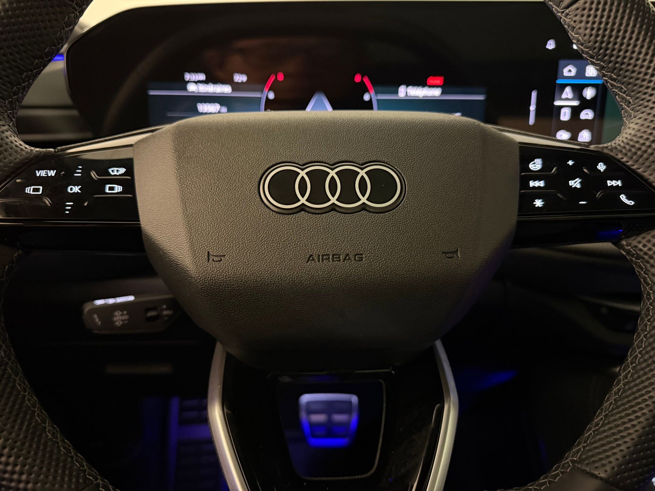 Certified 2025 Audi SQ5 Premium Plus w/ Premium Plus Package AWD/4WD image 16