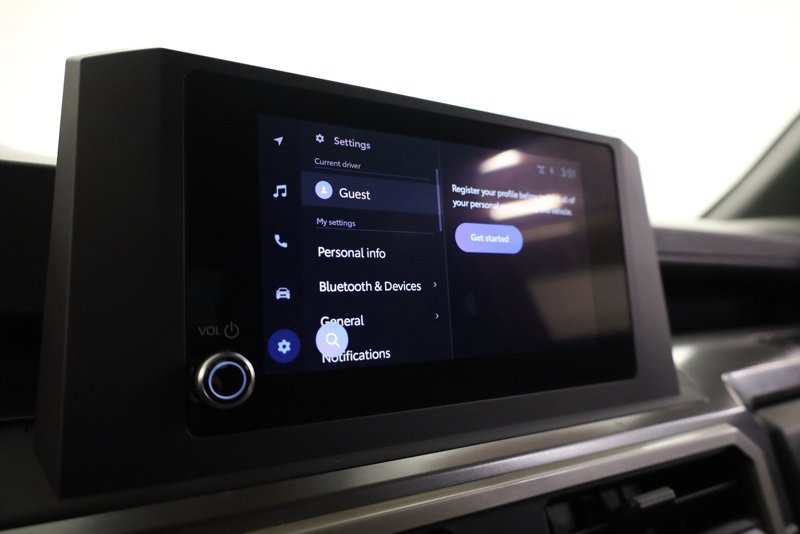 Certified 2025 Toyota Tacoma SR5 image 18