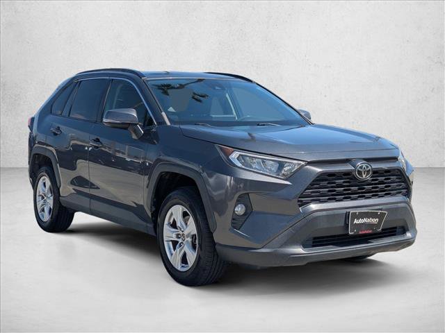 Used 2019 Toyota RAV4 XLE w/ Carpet Mat Package FWD video 3