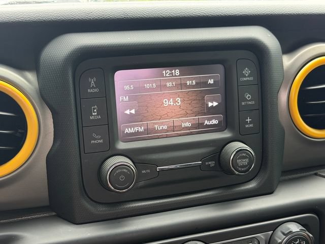 Used 2021 Jeep Gladiator Sport AWD/4WD image 19