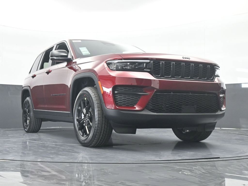 New 2025 Jeep Grand Cherokee Altitude image 57