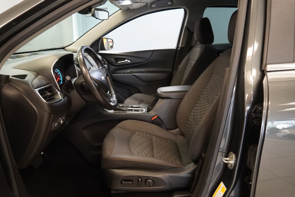 Used 2021 Chevrolet Equinox LT FWD image 5
