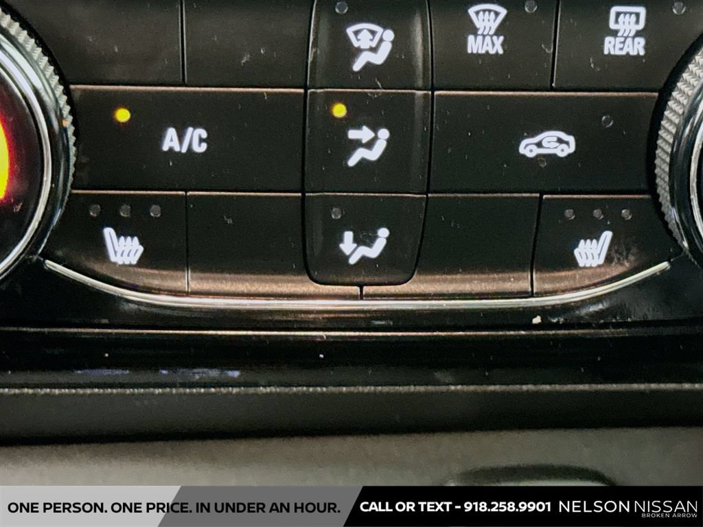 Used 2025 Buick Encore GX Sport Touring w/ Comfort Package AWD/4WD image 19