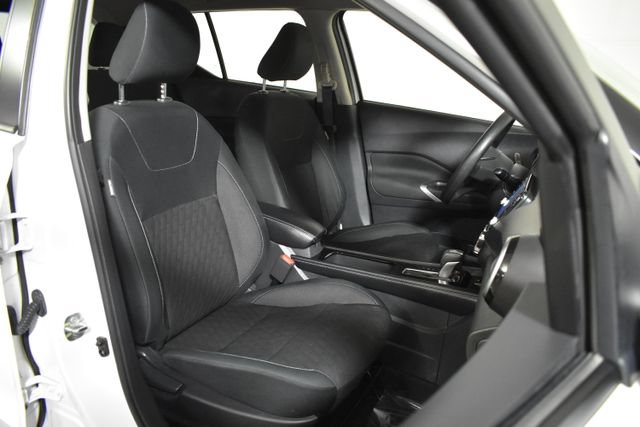 Used 2024 Nissan Kicks SV FWD image 31