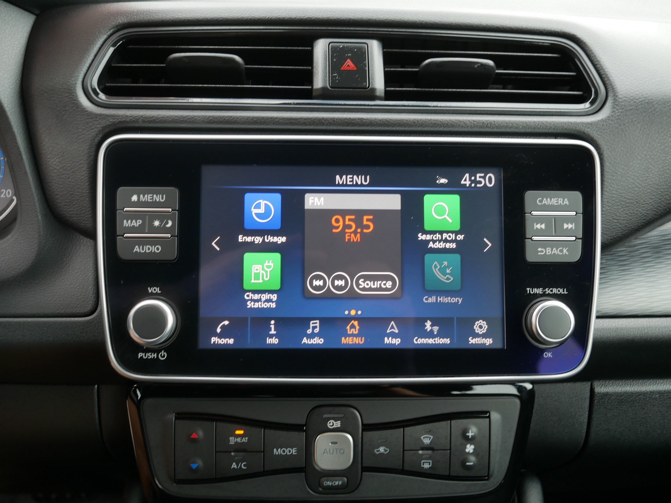Certified 2021 Nissan Leaf SV FWD image 22