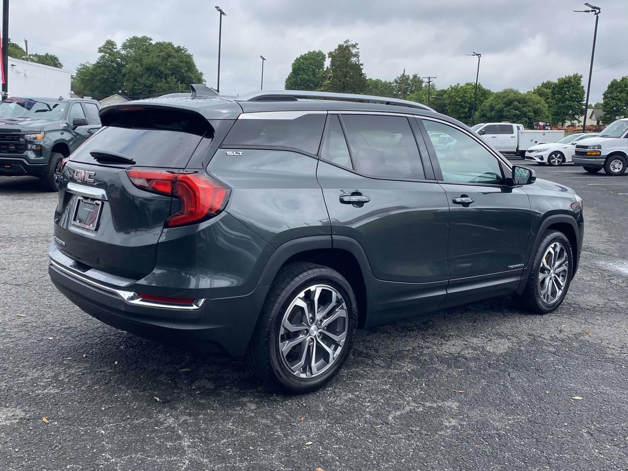 Used 2021 GMC Terrain SLT FWD image 6