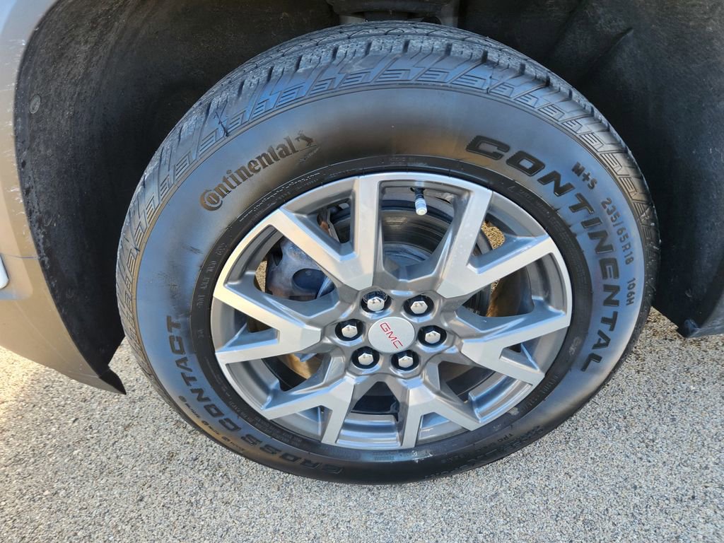 Used 2022 GMC Acadia SLE FWD image 46