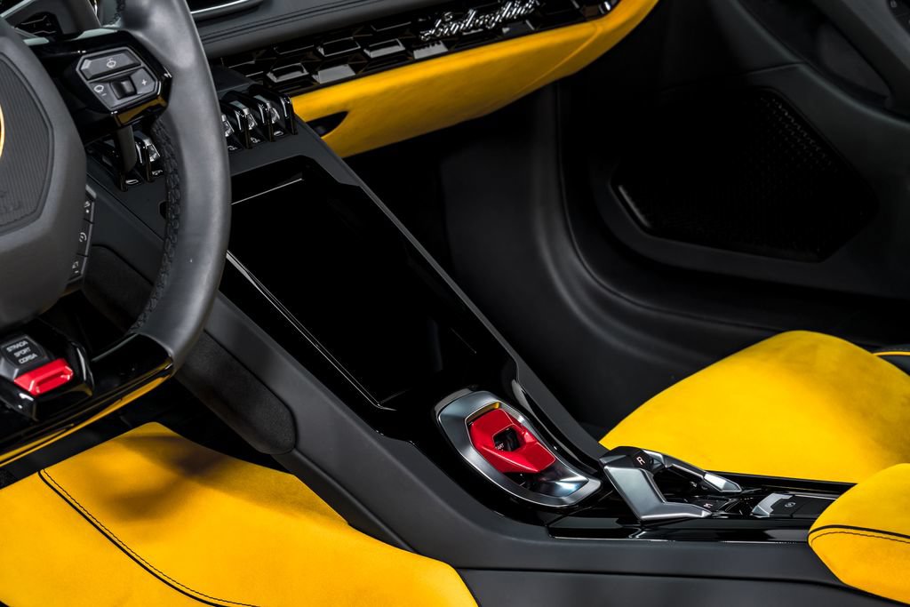 Used 2022 Lamborghini Huracan EVO AWD/4WD image 22