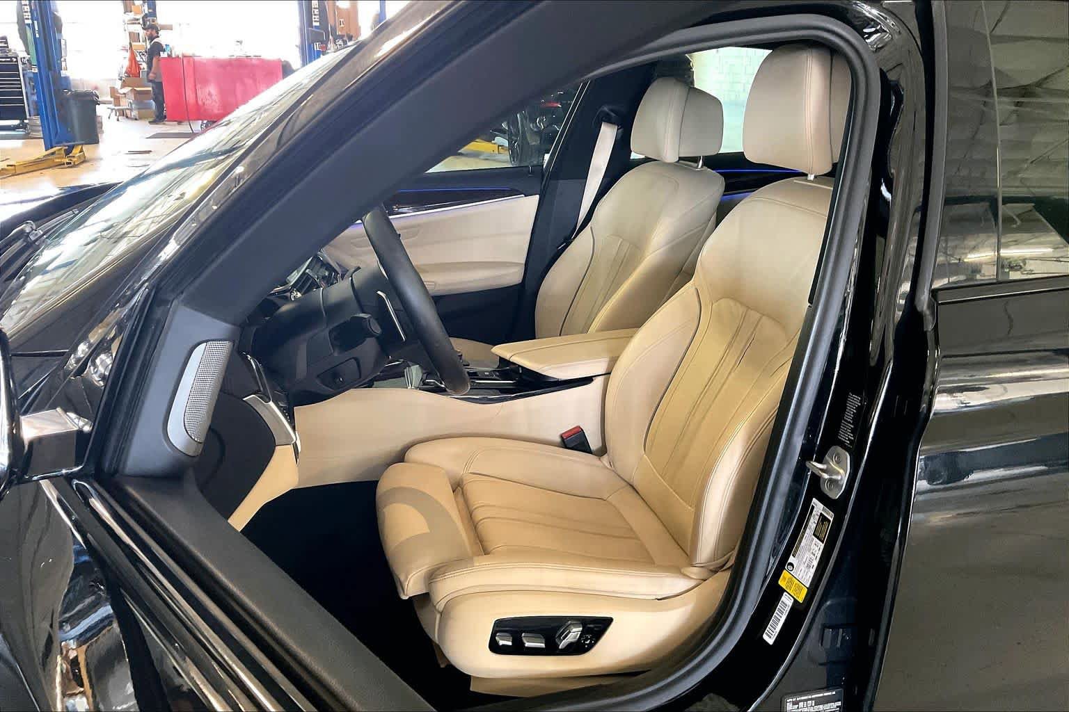 Used 2018 BMW 540i RWD image 7