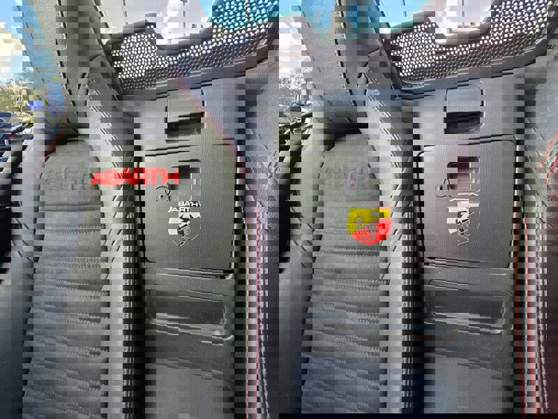 Used 2020 FIAT 124 Spider Abarth w/ Convenience Group image 23