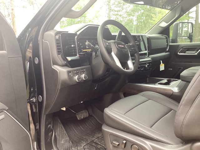 New 2026 GMC Sierra 2500 SLT w/ SLT Premium Package image 17