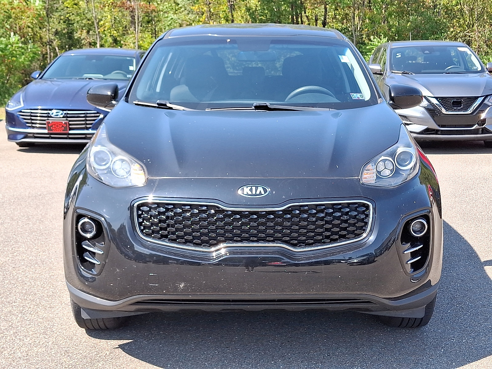 Used 2019 Kia Sportage LX image 2