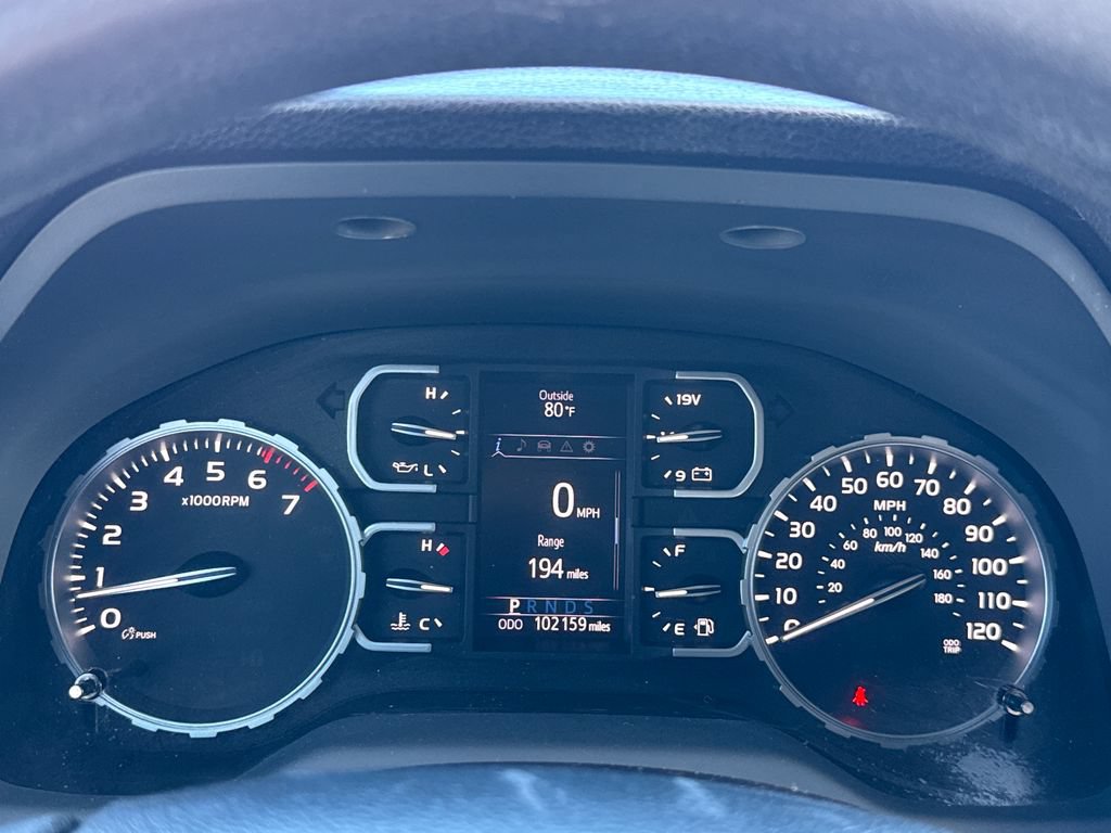 Used 2018 Toyota Tundra SR5 w/ SR5 Upgrade Package RWD image 17