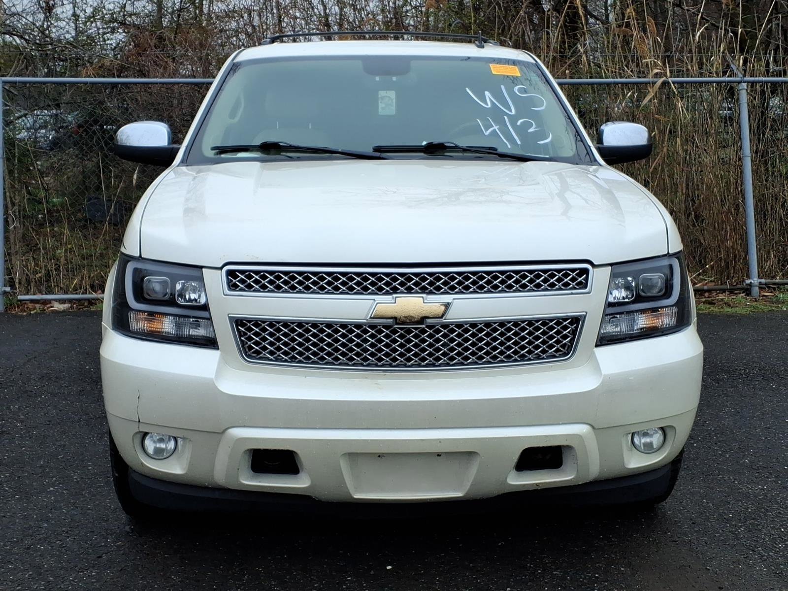 Used 2010 Chevrolet Tahoe LTZ image 2