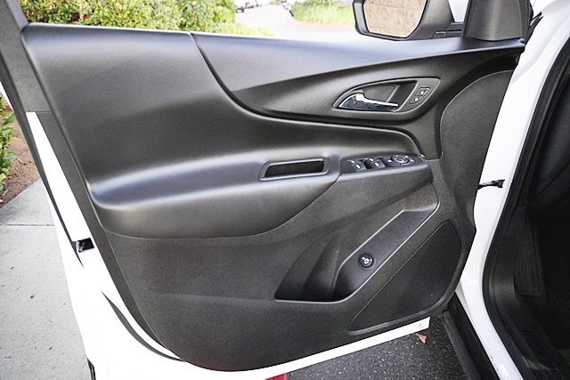 Used 2024 Chevrolet Equinox LT image 23