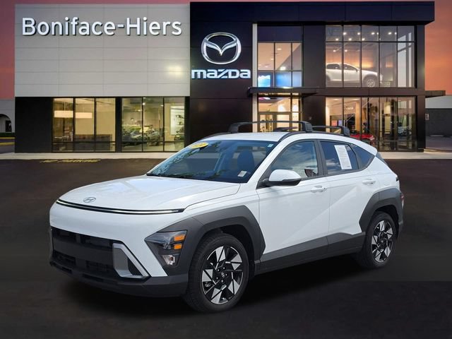 Used 2024 Hyundai Kona SEL FWD image 2
